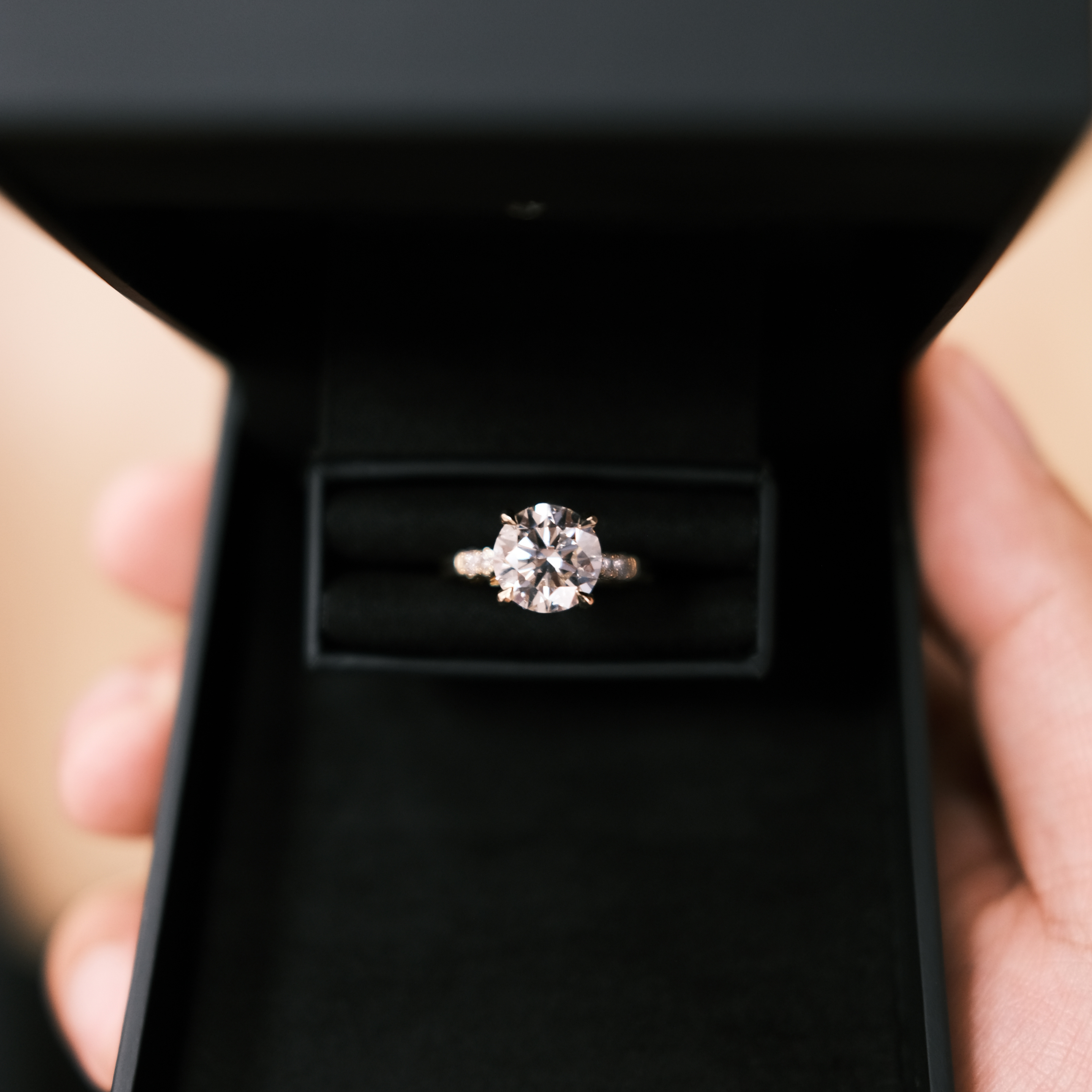 AU custom ring on ring box